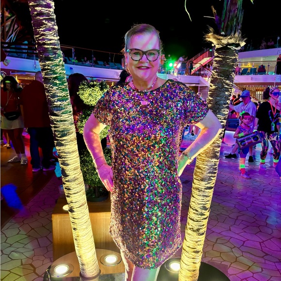 Empty Nest Posher - Bingham Boutique - Picture 6 of 10